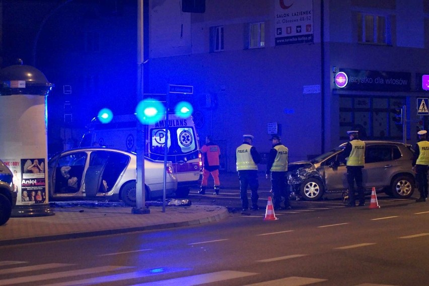 Zderzenie aut na skrzyżowaniu ulic Górnośląskiej i Polnej w...