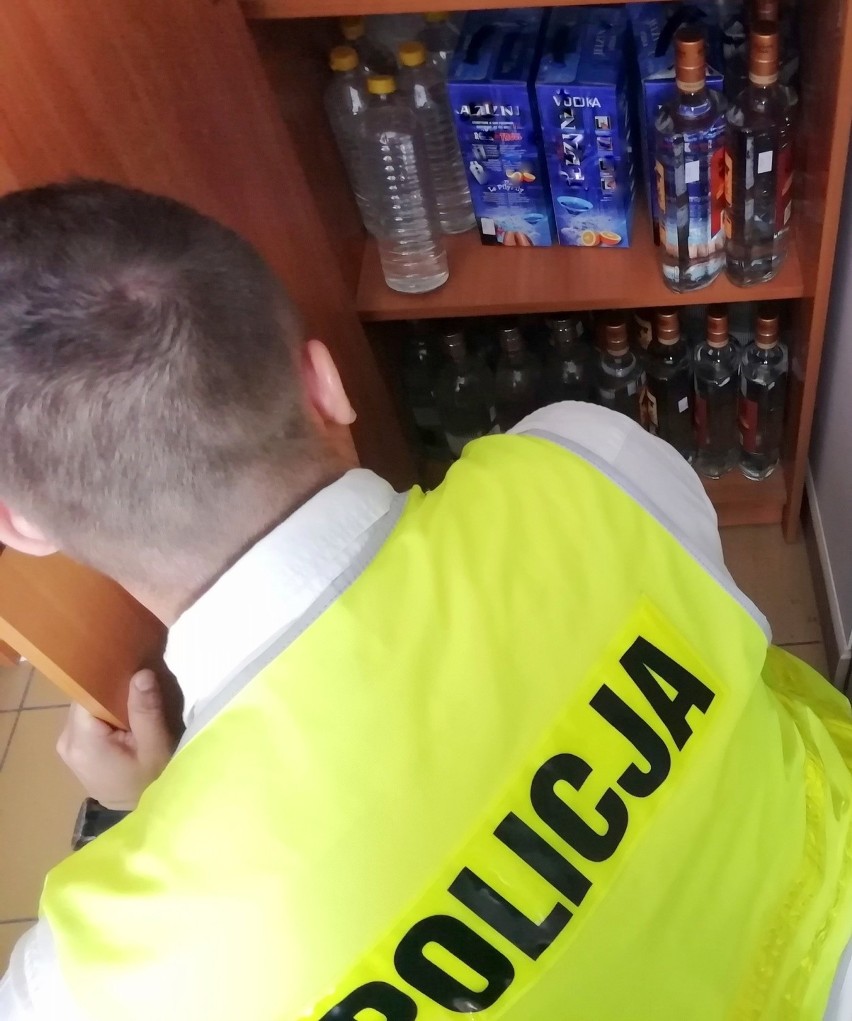 Nielegalne papierosy i alkohol za blisko 30 tys. złotych