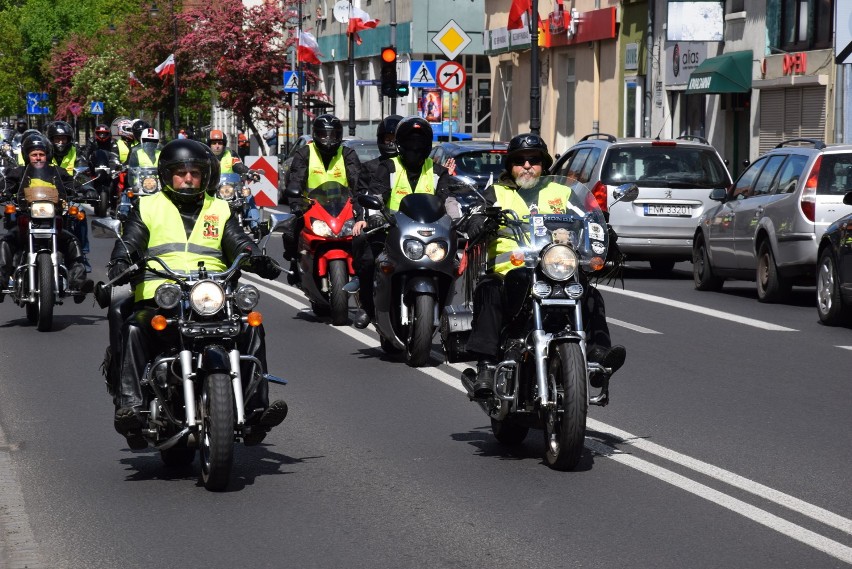 Wielka parada motocykli w Nowej Soli. Zobaczcie, jak było  [ZDJĘCIA]