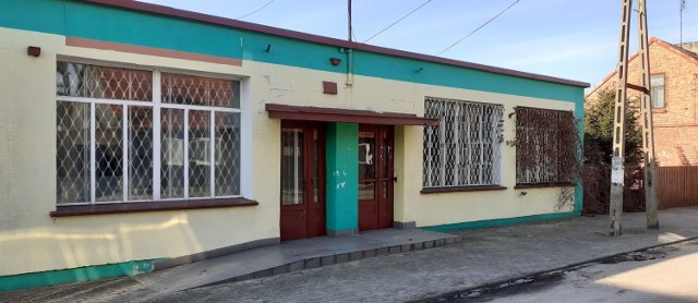 Gmina Bobrowniki odkupił od GS Samopomoc Chłopska budynek. Chcą tam stworzyć bibliotekę lub dom kultury