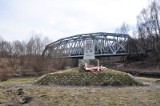 Trójkąt Trzech Cesarzy. Na razie jedyną atrakcją jest obelisk [ZDJĘCIA]