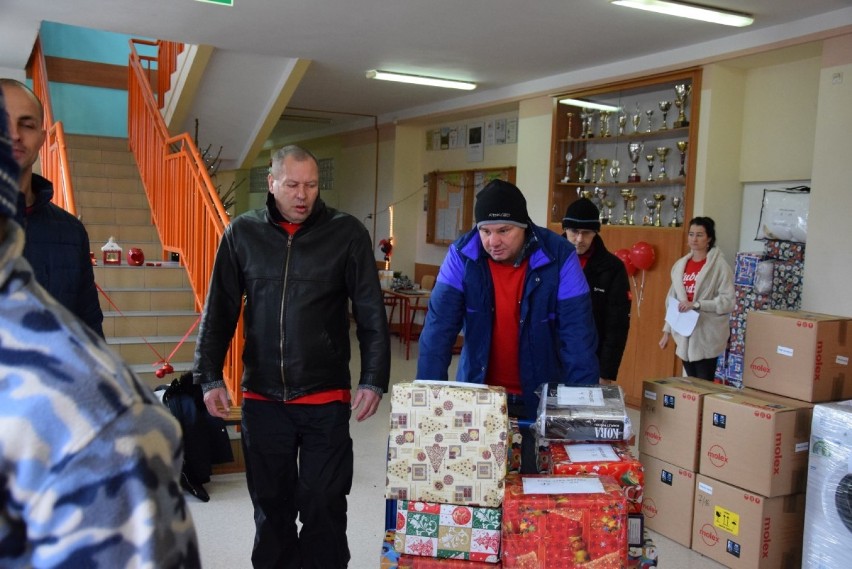 Starogard Gd. To był prawdziwy weekend cudów. Finał Szlachetnej Paczki ZDJĘCIA