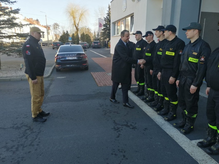 Wizyta Komendanta Wojewódzkiego i Wojewody w obornickiej Komendzie Straży Pożarnej