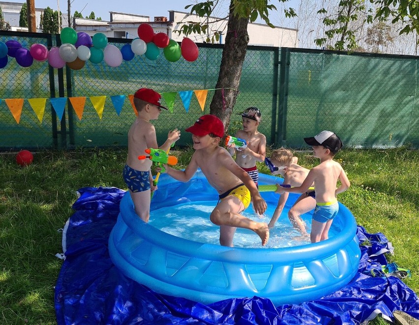 Water party w Bajkowej Krainie w Końskich w bardzo upalny czwartek. Ochłoda i wspaniała zabawa