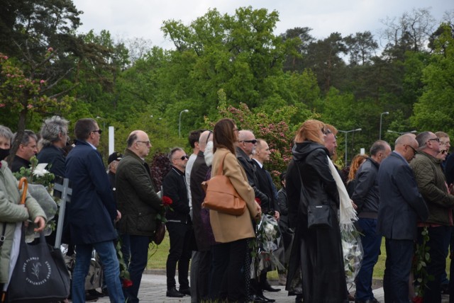 Ostatnie pożegnanie Zbigniewa Kuczmy na nowym cmentarzu przy ul. Wrocławskiej w Zielonej Górze - 22 maja 2021 roku.