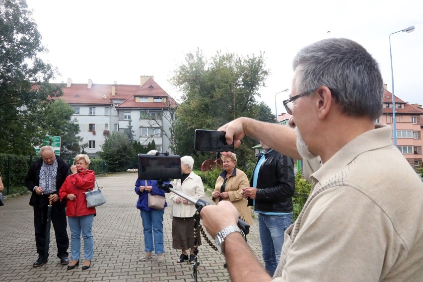 Modlitwa Iskra Bożego Miłosierdzia przy ulicy Złotoryjskiej Legnicy