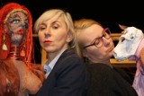 „Wznowienie” na scenie Miejskiego Domu Kultury w Człuchowie. Aktorki z pracowni teatralnej pokażą ciekawą sztukę.