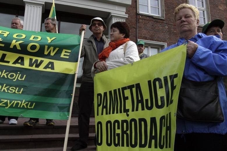 Działkowcy Kwidzyn: Działkowcy protestowali przed Urzędem Wojewódzkim w Gdańsku