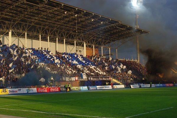 1. liga piłkarska - Zawisza Bydgoszcz - Pogoń Szczecin 2:1
