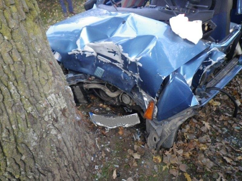 Wypadek samochodowy koło Węgorzewa [zdjęcia]
