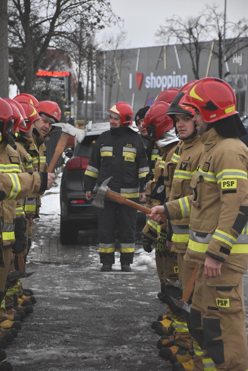 Pożegnanie dowódcy JRG Malbork. Tak dziękuje się za służbę w Państwowej Straży Pożarnej 