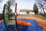 Kurator kontroluje przedszkole w Szpęgawsku