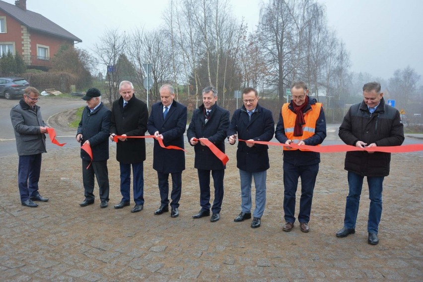 Nowe drogi powiatowe w Kartuskiem oddane do użytku