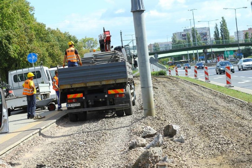 Przebudowa Marynarskiej trwa. Miasto i firmy dbają, żeby...