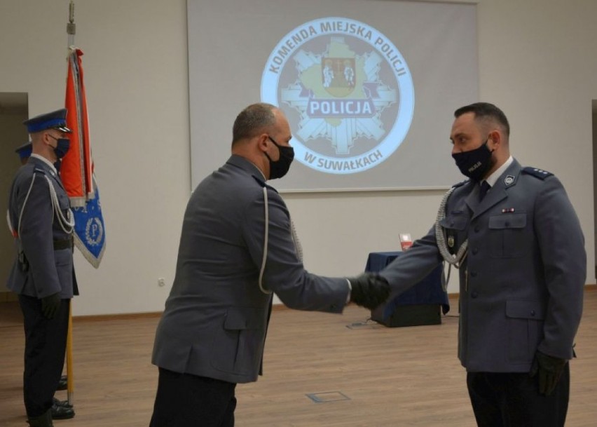 Policja w Suwałkach. Nowe policjantki złożyły ślubowanie