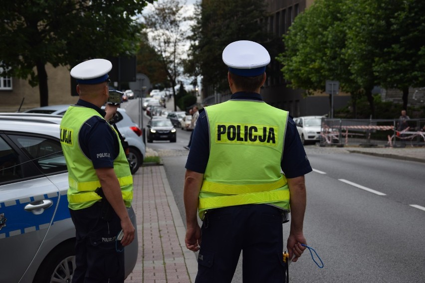 Kontrole policji w Strefie Tempo 30 w Katowicach