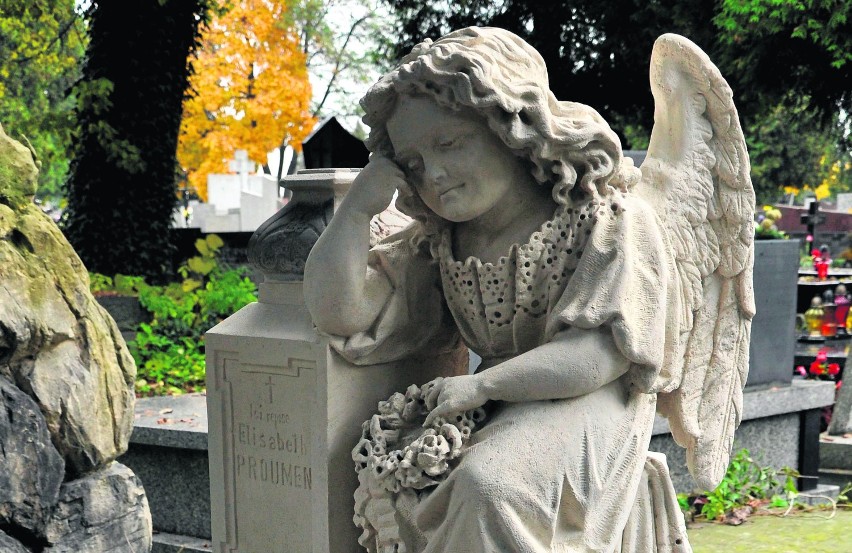 Częstochowa: Kwesta na cmentarzach