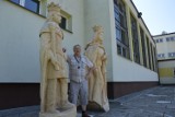 Tarnów. Królowie wyrzeźbieni z topoli staną na osiedlu Koszyckim