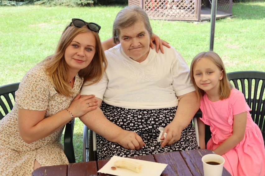 Piknik rodzinny w Domu Pomocy Społecznej w Skrzynnie