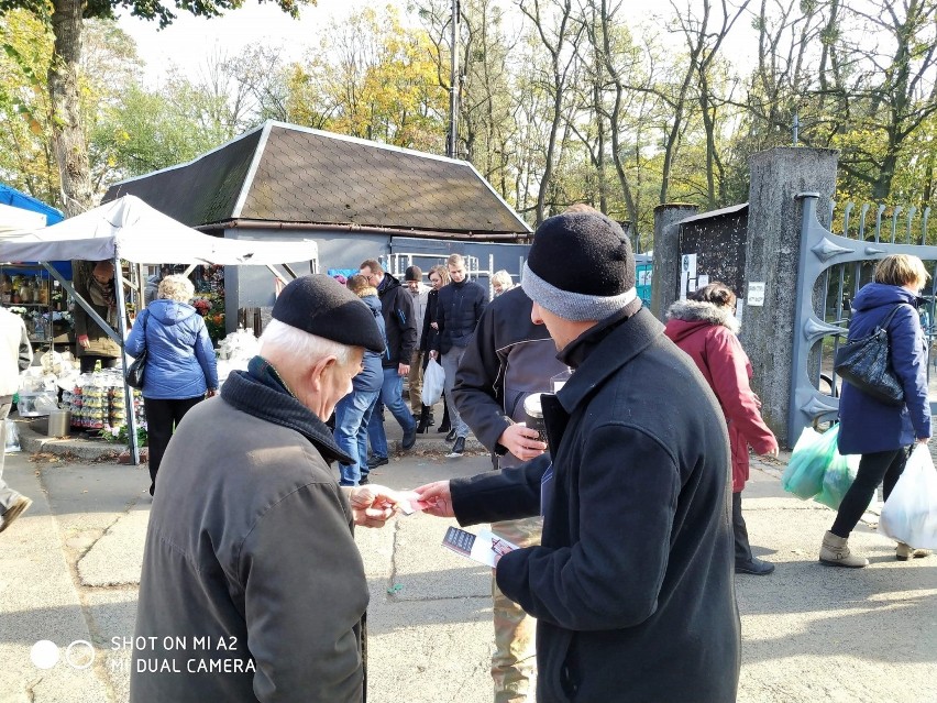 Kibice Odry Opole kwestowali z myślą o Żołnierzach Niezłomnych