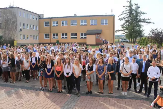 Zespół Szkół W Starzynie, rozpoczęli nowy rok szkolny 2015/2016