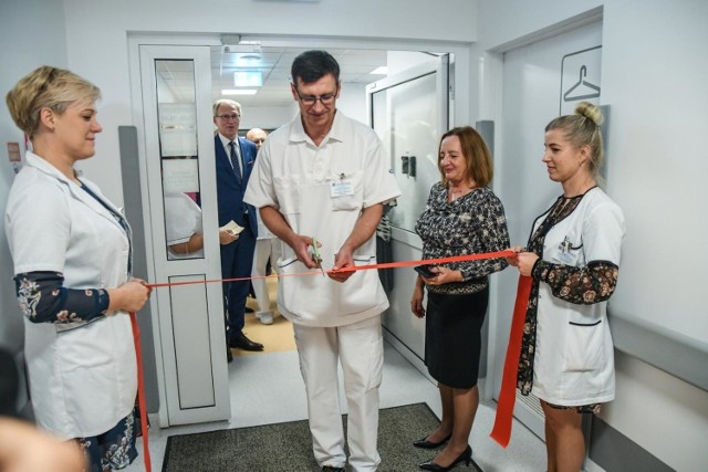 W Szpitalu Uniwersyteckim nr 2 im. dr. Biziela w Bydgoszczy otwarto właśnie wyremontowany oddział ortopedii.