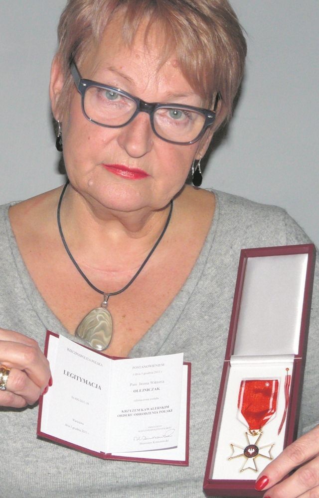 Iwona Olejniczak z Krzyżem Kawalerskim