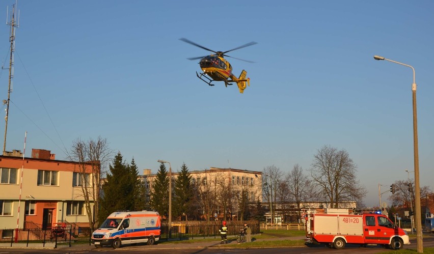 Śmigłowiec LPR w Malborku. Przyleciał na pomoc mężczyźnie, który spadł ze schodów