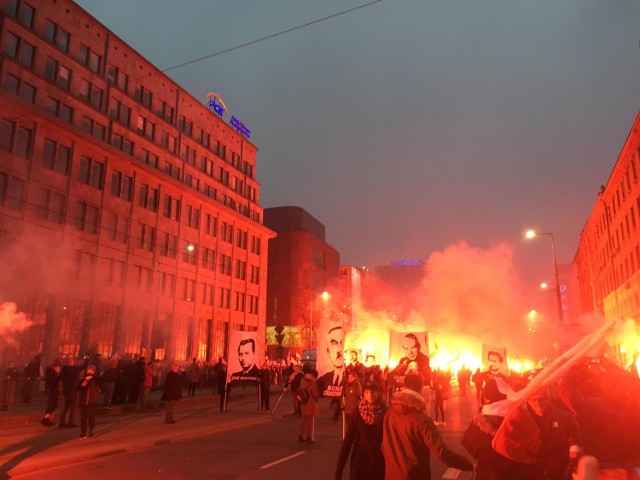 Marsz Niepodległości 2018 Warszawa. Zdjęcia z wielkiego przemarszu przez stolicę [ZDJĘCIA]