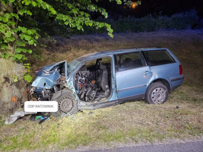 Śmiertelny wypadek w Świeciu. Nie żyje kierowca volkswagena. Zobacz wideo