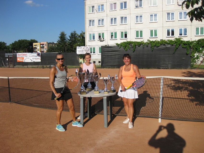 W Kraśniku rozegrano amatorską ligę tenisa ziemnego