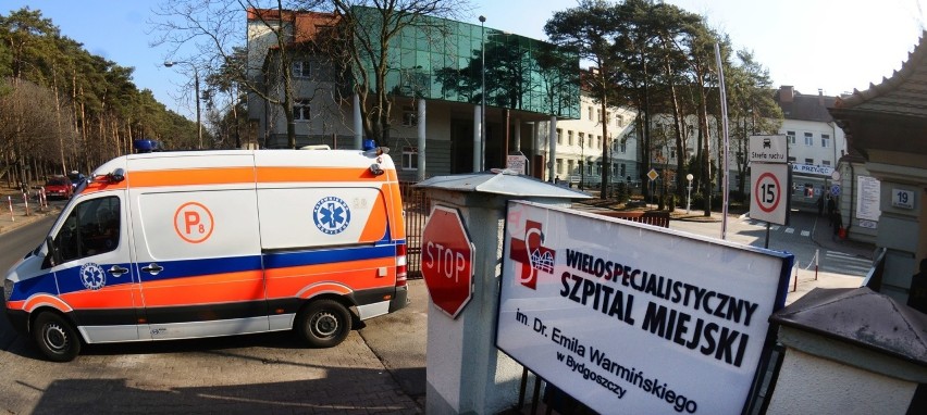 Bydgoski policjant pilotował do szpitala na Kapuściskach auto z rodzącą kobietą
