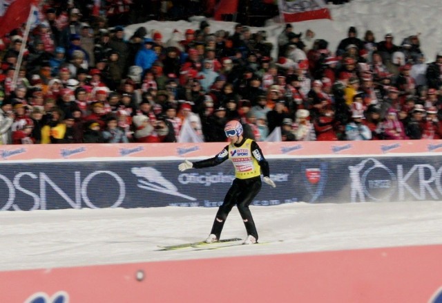 W sobotnim konkursie najlepszym z Austriak&oacute;w był Andreas Kofler (3. miejsce). Reszta poległa w walce ze śnieżycą. Fot. Bożena Zajiczek-Panuś