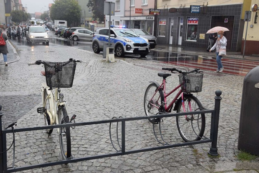 Dzień bez samochodu w Wągrowcu. Kilkadziesiąt osób przejechało ulicami na rowerach. Rozpoczął się Tydzień Zrównoważonego Transportu