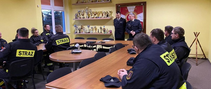 Strażacy - ochotnicy uczestniczyli w szkoleniu ,,Kierujący Działaniem Ratowniczym". Szkolenie przygotował  Ośrodek Szkolenia PSP w Słupsku
