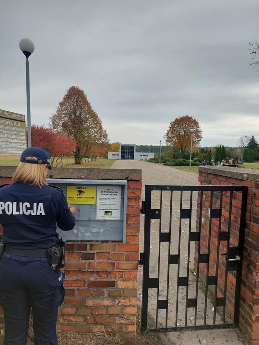 Oborniki. Przed dniem Wszystkich Świętych policjanci patrolują cmentarze