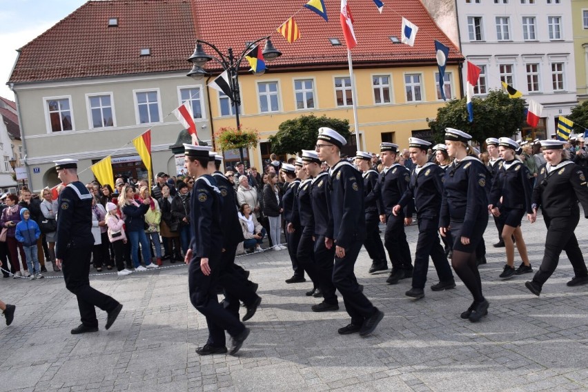 Uroczysta defilada ZSM Darłowo