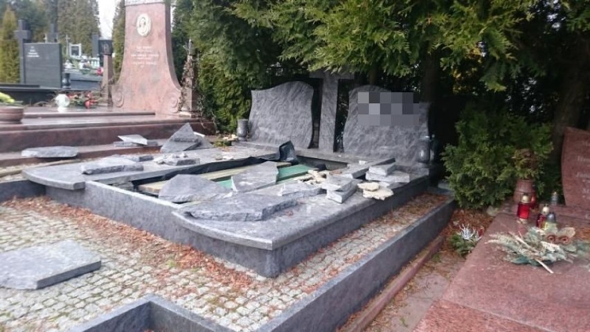 Ukradziono zwłoki na Cmentarzu Łostowickim w Gdańsku [ZDJĘCIA]