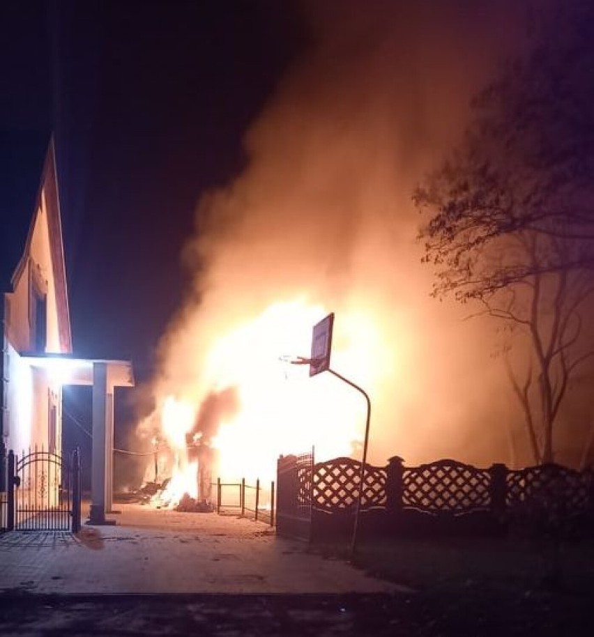 Pożar budynku w miejscowości Smolarka (gmina Włocławek)