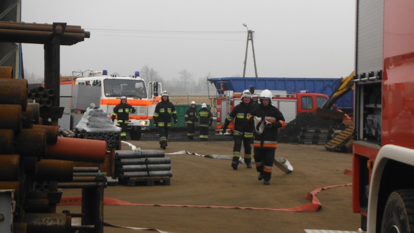 Ćwiczenia strażaków w Łobzowie