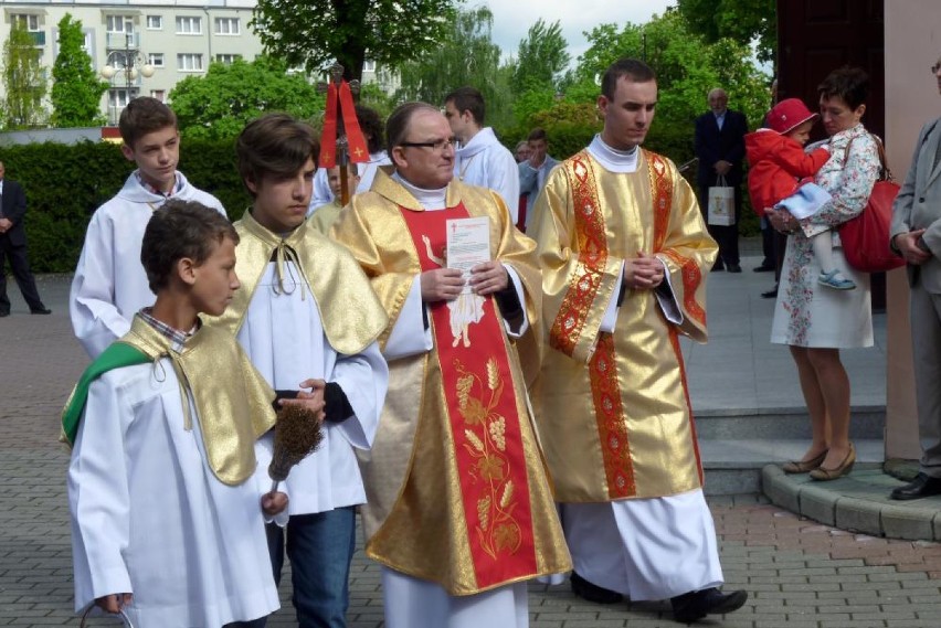 Komunia 2015 w Chodzieży: Uroczystość w parafii św. Floriana...