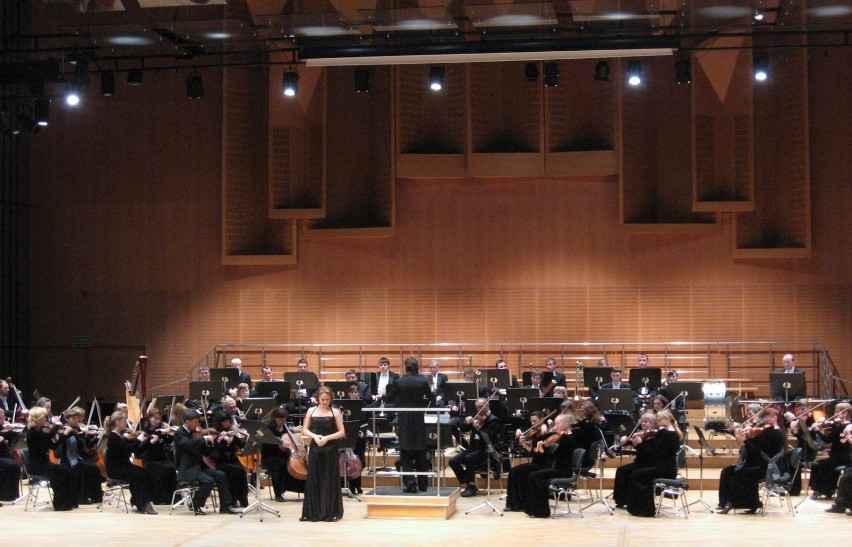 Strauss Festival Orchestra i solistka Natalya Dmitrievskaya...