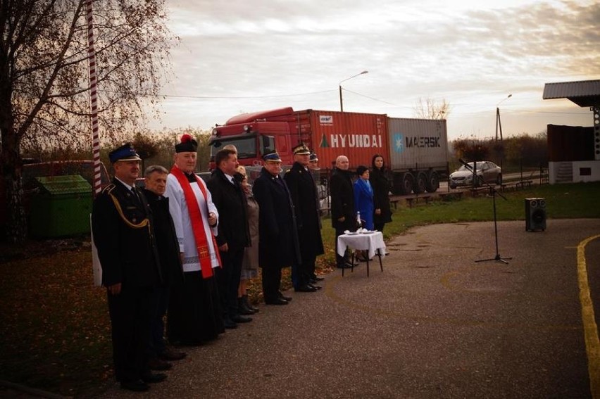 OSP w Piotrkowie Kujawskim otrzymała nowy wóz [zdjęcia]