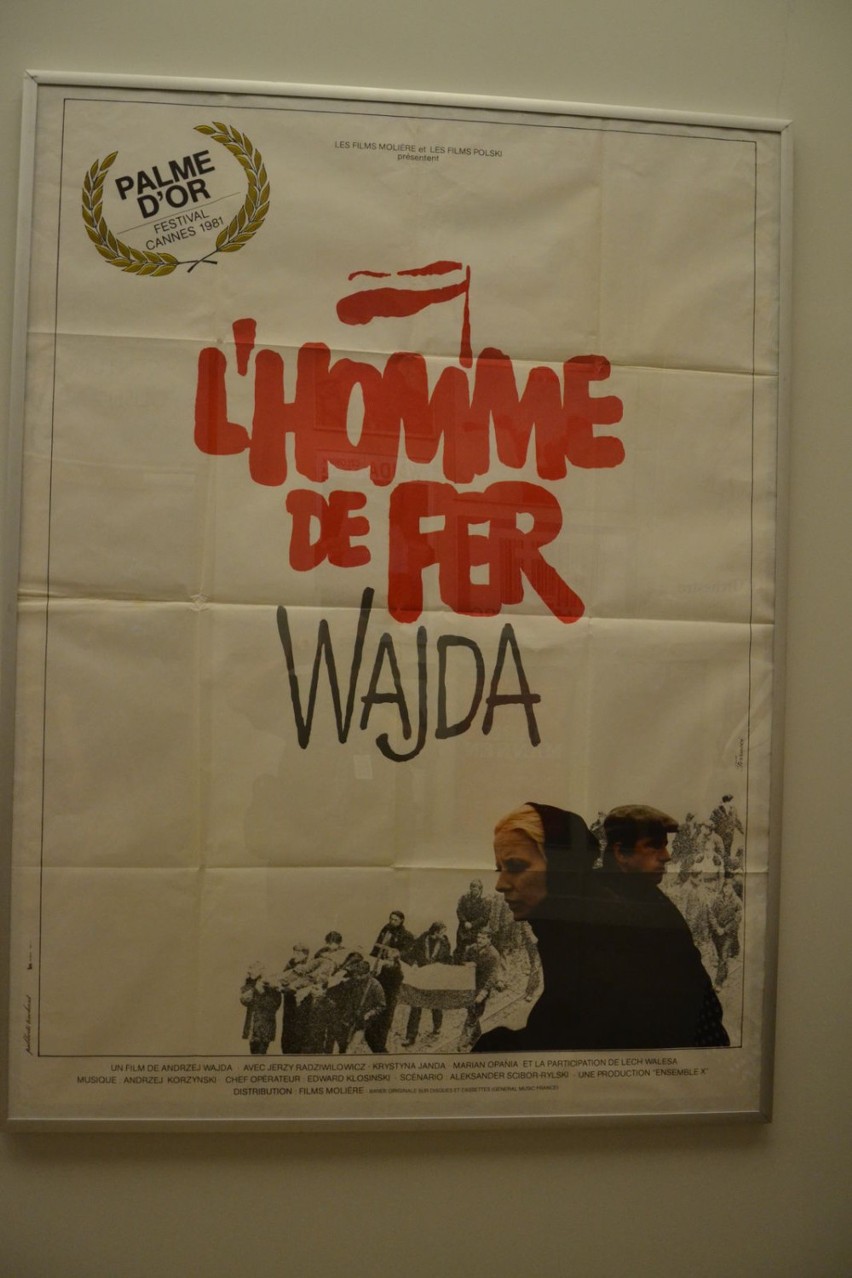 Fragment wystawy plakatu filmowego.