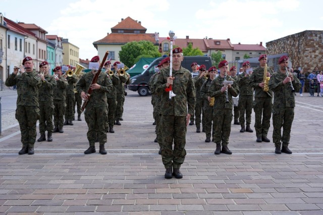 Święto 11. Małopolskiej Brygady Obrony Terytorialnej połączone z przysięgą wojskową żołnierzy OT w Olkuszu, 21 maja 2022 r.