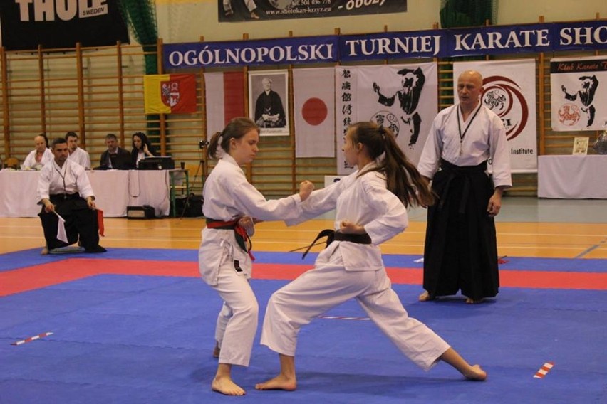 Dobre wyniki słupskich zawodników w turnieju karate [zdjęcia]