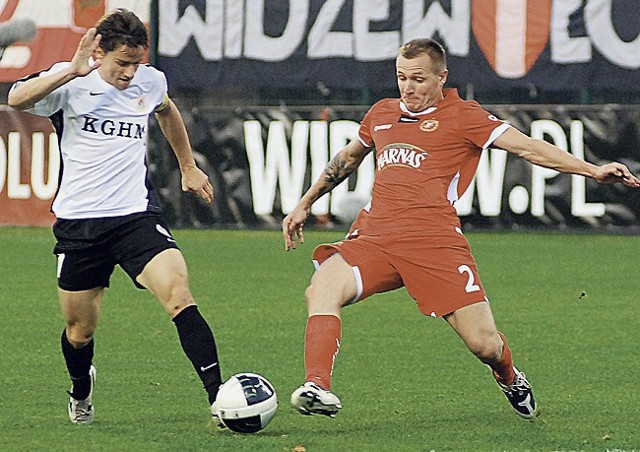 Wojciech Szymanek (od prawej) grał już w meczu Widzew-Legia