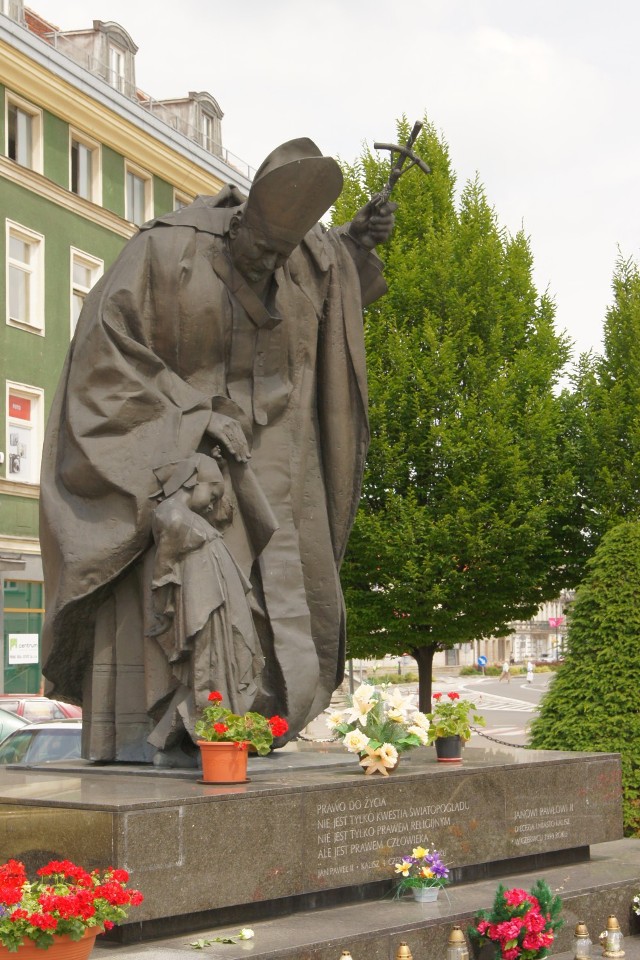 Uroczystości w Kaliszu odbędą się przy pomniku Jana Pawła II