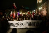 Ulicami Warszawy przeszedł Marsz Pamięci. Uczestnicy oddali hołd ofiarom katastrofy smoleńskiej