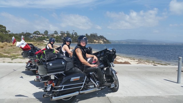 Sieradzcy motocykliści na Tasmanii. Kolejna egzotyczna i rodzinna wyprawa Jacka Mikołajczyka